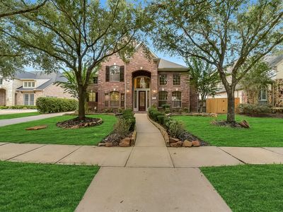 5911 Rose Bush Trl