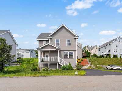Property at 20 Boxwood Dr, Littleton, MA