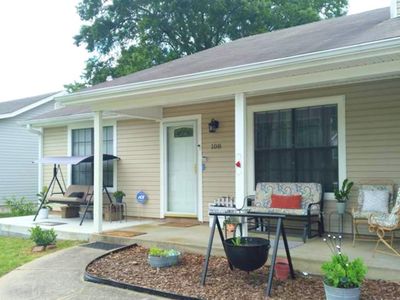 108 Dales Dr