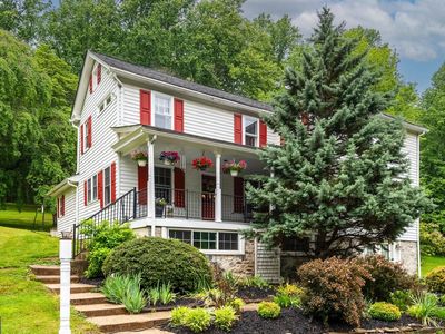 1480 Sawmill Rd
