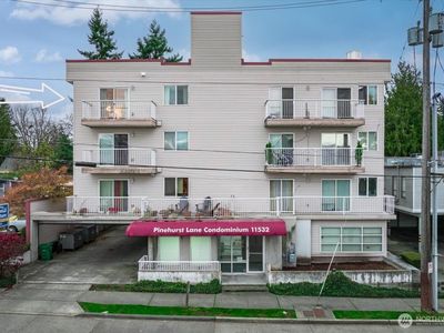 11532 15th Avenue NE #401