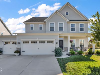 2841 Simsbury Ln