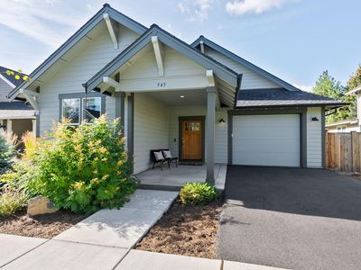 945 E Horse Back Trl