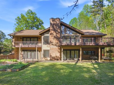 302 Petty Rd