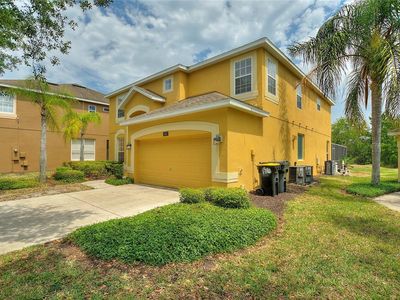146 AFRICAN DAISY COURT