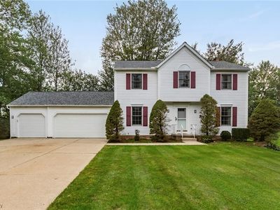 5920 Stephanie Ln