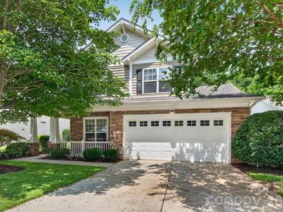 691 Goldflower Dr