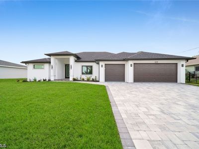 1213 NW 25th Pl