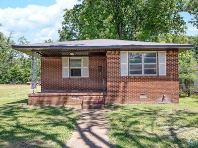 Property at 1616 Chestnut St SE, Decatur, AL