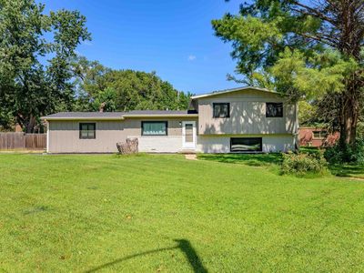 8202 E Morningside St