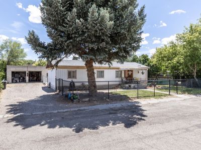 1016 Panorama Dr