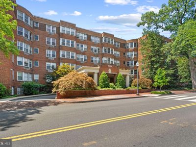 2500 Q St NW APT 706