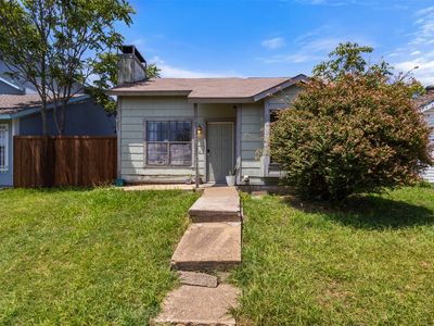 10319 Waterbury Dr