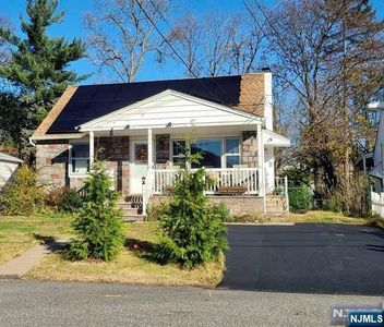 Property at 15 Brook St, Mahwah, NJ