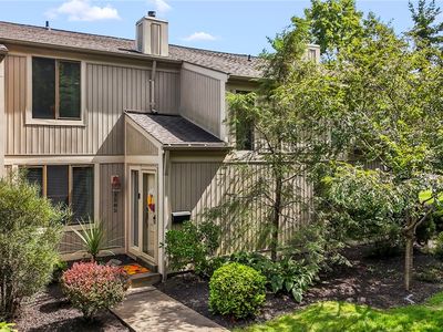 1585 Pineview Dr