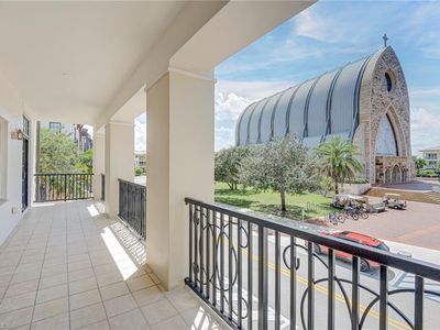5060 Annunciation CIR #6204