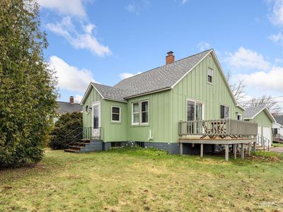 1805 Cindy St