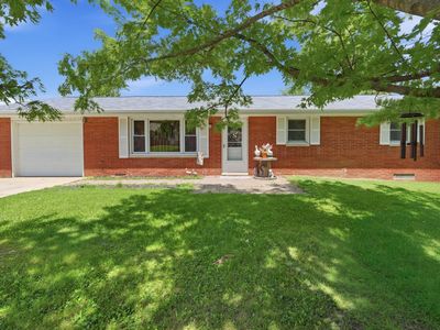 6100 E Robert St