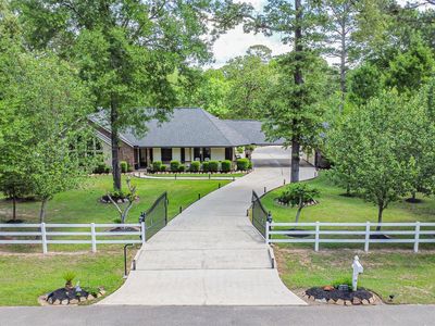 6002 Ranch Park Dr