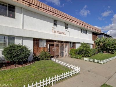 2535 W Imperial Hwy APT 5