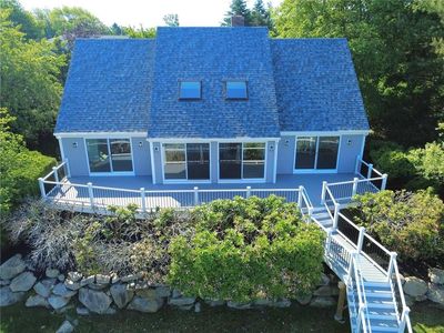 32 J H Dwyer Dr