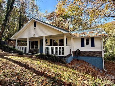 105 Painter St