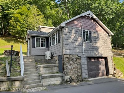 1503 Valley Rd