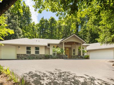 4566 SE Aldercrest Rd