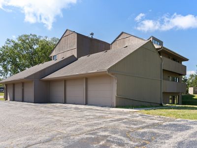 220 Bienterra Trl APT 1E