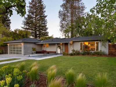 1145 Saxon Way