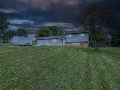 2295 E Mount Morris Rd