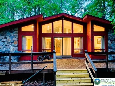 149 Livingston Ln