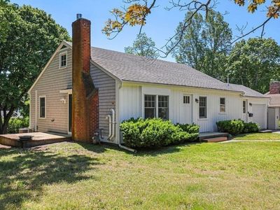 13 Center Hill Rd