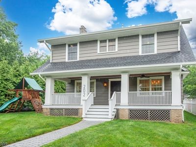 202 Watchung Ave