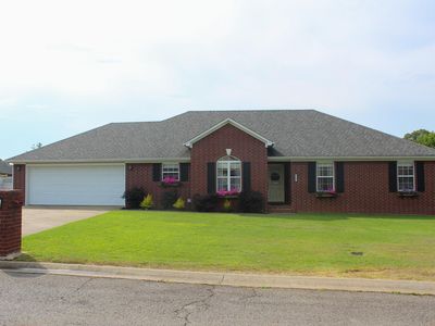 2122 Daniel Dr