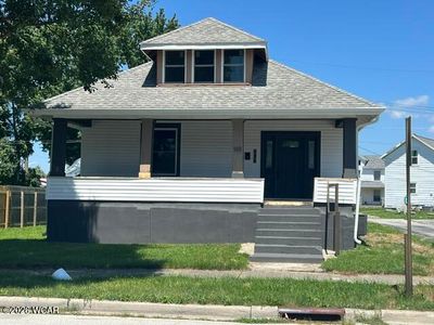 406 E Mechanic St
