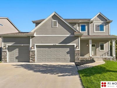 1704 Pilgrim Dr