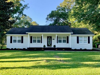 5203 Meadowbrook Drive