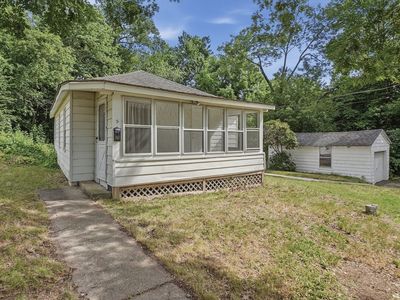 5 Wildwood Rd