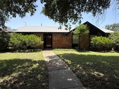 1518 Carnation Dr