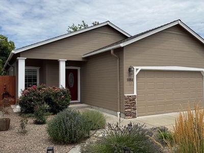 1084 Katie Mae Dr