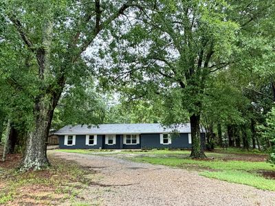 190 Armstrong Rd