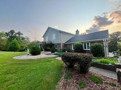 5006 Carpenter Dr