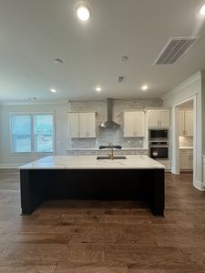 1988 Ellsworth Ln LOT 202