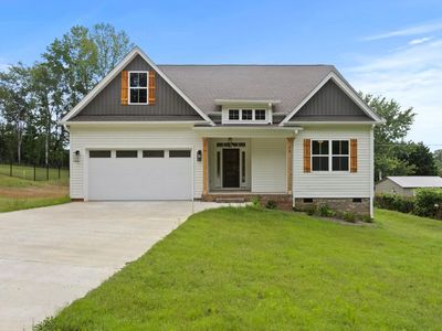 25 Greenbriar Ln