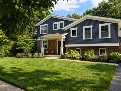 745 E Wilmette Rd