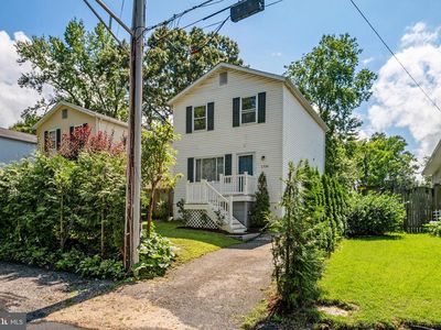 1734 Ridgely Rd