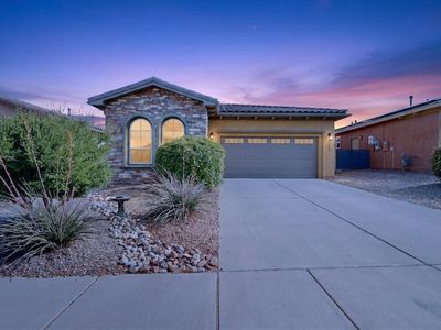 110 Zuni River Cir SW