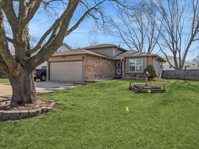 834 River Dr