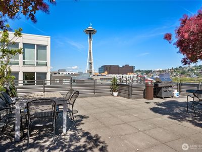 699 John Street #308